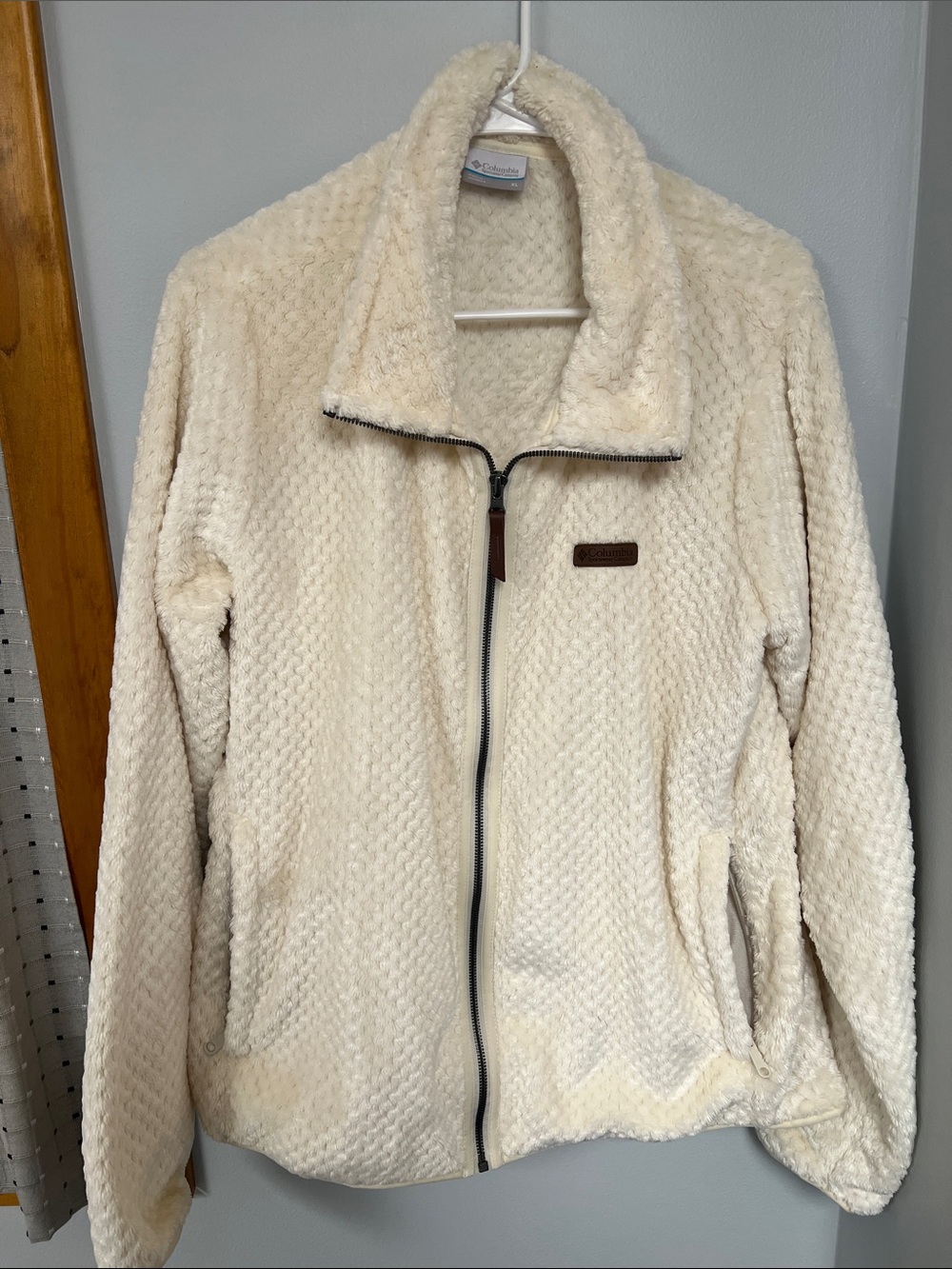 Columbia Cream Women's Plush Zip-Up Teddy Jacket
